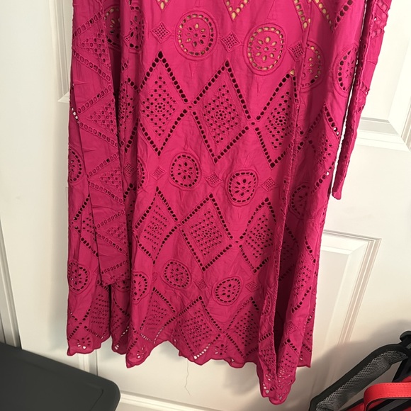 Elliatt Dress size small NWT never worn - ordered for a wedding & did not wear - Picture 8 of 9